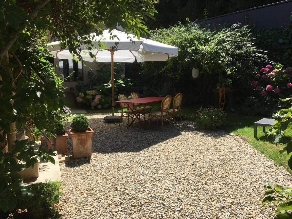 Cote Jardin, Chambres D'Hotes B&B Le Pont-de-Beauvoisin Eksteriør billede