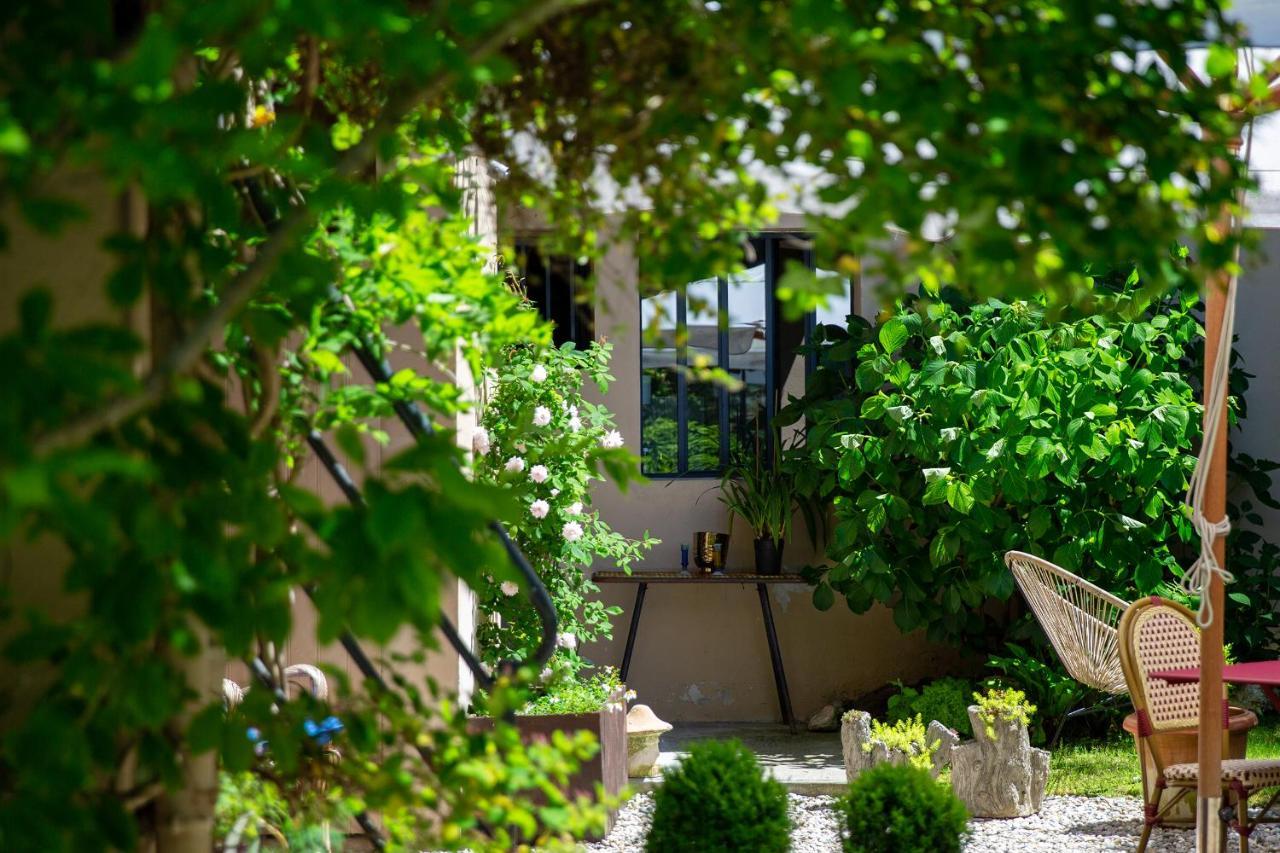 Cote Jardin, Chambres D'Hotes B&B Le Pont-de-Beauvoisin Eksteriør billede
